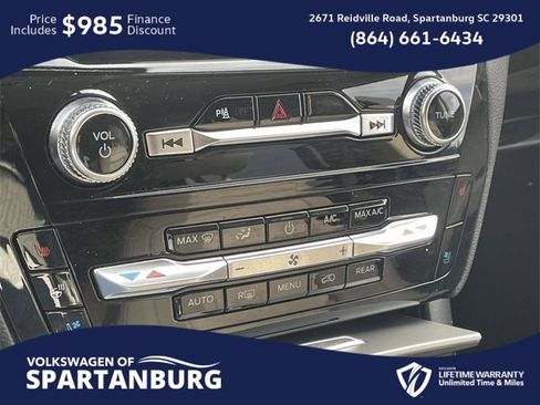 Used 2024 Ford Explorer Limited image 30