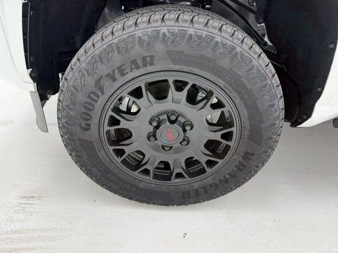 New 2026 Toyota Tacoma SR5 AWD/4WD image 7