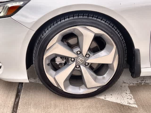 Used 2019 Honda Accord Touring image 9