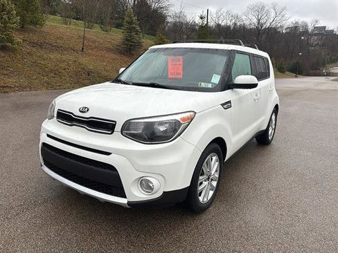 Used 2018 Kia Soul + image 8