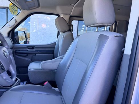 Used 2019 Nissan NV 3500 S image 10