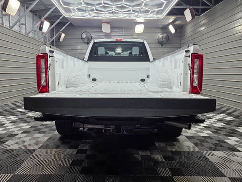 Used 2025 Ford F250 XL w/ F-250 >10K GVWR Package AWD/4WD image 11