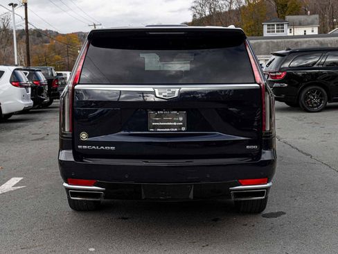 Used 2021 Cadillac Escalade ESV Premium Luxury Platinum image 5