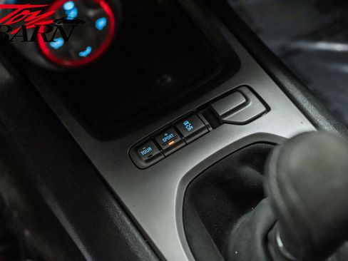 Used 2015 Chevrolet Camaro Z/28 image 40