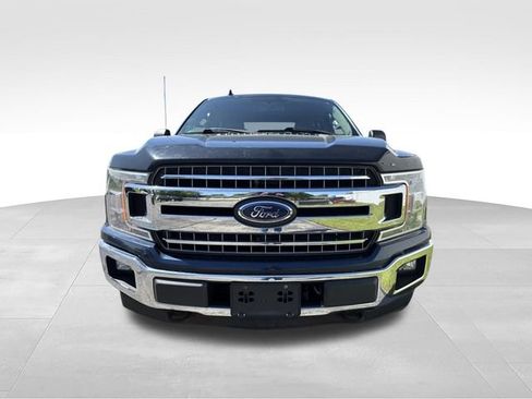 Used 2018 Ford F150 XLT w/ Equipment Group 301A Mid AWD/4WD image 8