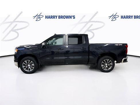Used 2023 Chevrolet Silverado 1500 LT AWD/4WD image 8