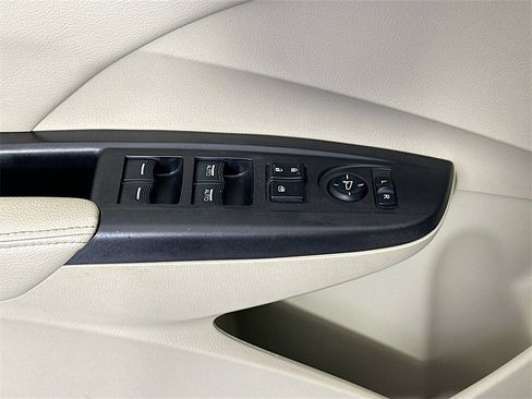 Used 2018 Acura RDX FWD image 17