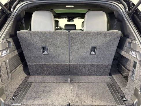Used 2026 Land Rover Range Rover Long Wheelbase SE AWD/4WD image 13