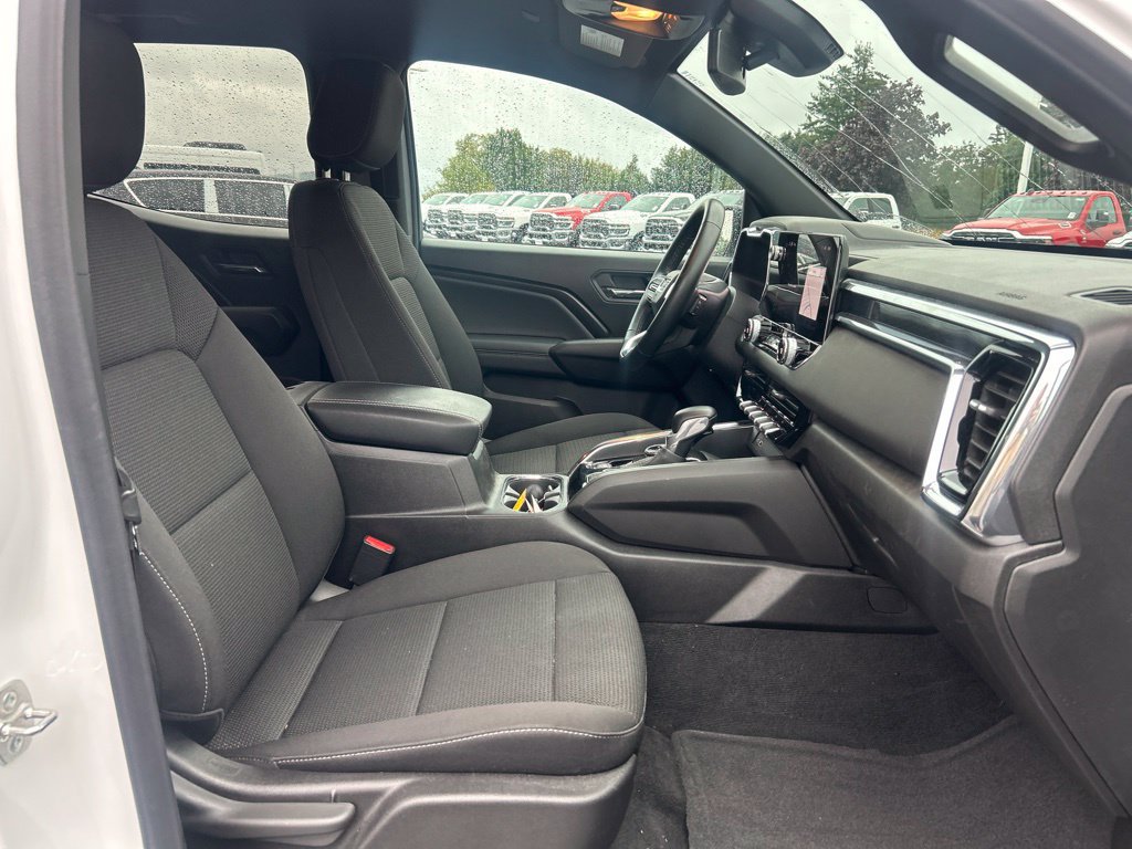 Used 2025 GMC Canyon Elevation w/ Convenience Package AWD/4WD image 8