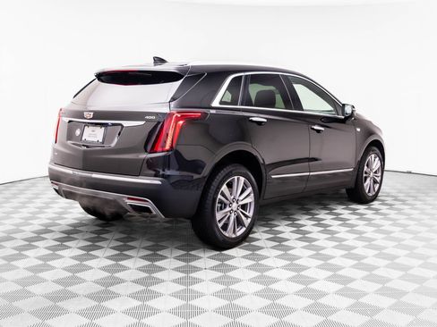 Certified 2025 Cadillac XT5 Premium Luxury w/ Technology Package AWD/4WD image 6