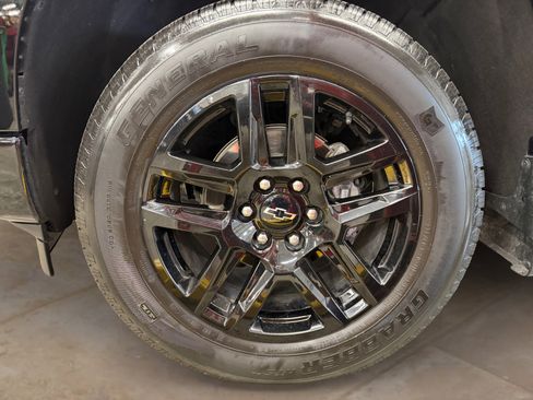 Used 2024 Chevrolet Silverado 1500 Custom image 27