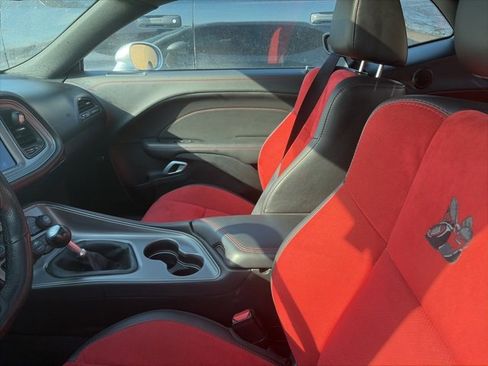 Used 2023 Dodge Challenger R/T Scat Pack image 5