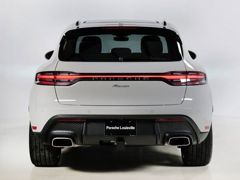 Certified 2026 Porsche Macan AWD/4WD image 10