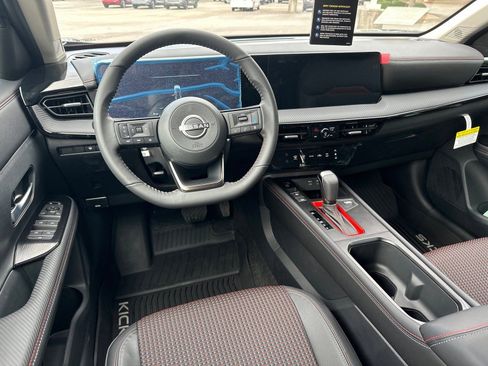 New 2026 Nissan Kicks SR image 22