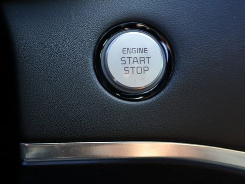 Used 2023 Kia Stinger GT2 image 43