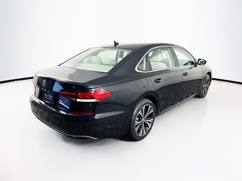 Used 2020 Volkswagen Passat 2.0T SEL image 9