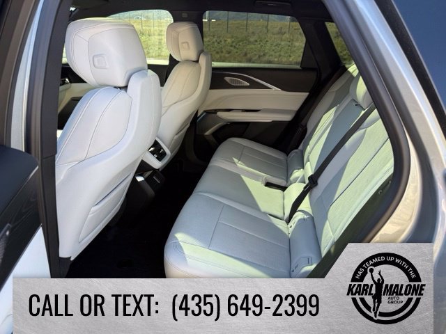 Used 2024 Cadillac Lyriq Luxury AWD/4WD image 26