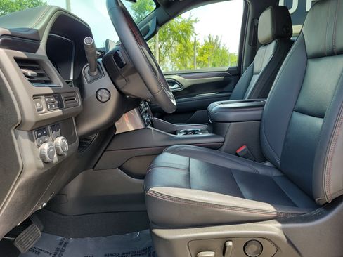 Used 2023 Chevrolet Tahoe RST w/ Sport Performance Package AWD/4WD image 11