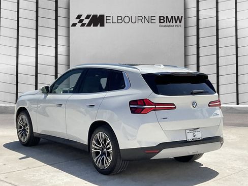 New 2025 BMW X3 xDrive30i w/ Premium Package image 4