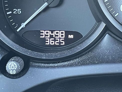 Used 2022 Porsche Macan S image 38