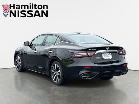 Used 2023 Nissan Maxima SV w/ Floor Mat Group image 4
