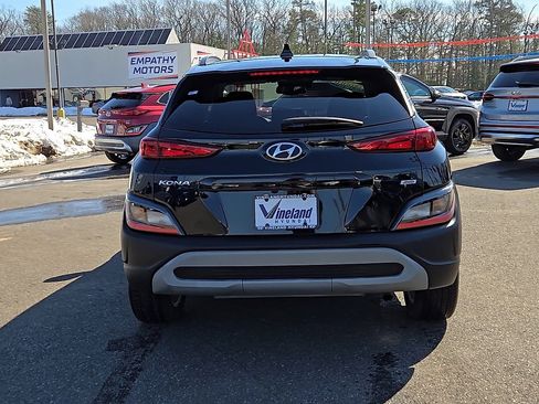 Used 2023 Hyundai Kona SEL image 7
