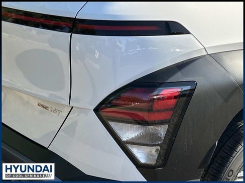New 2026 Hyundai Kona SEL Premium AWD/4WD image 12