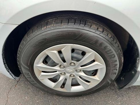 Used 2011 Hyundai Sonata GLS image 22