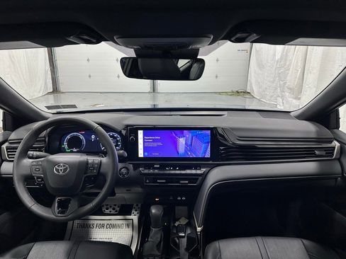 Used 2025 Toyota Camry XSE image 45