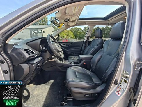 Used 2019 Subaru Forester Limited AWD/4WD image 19