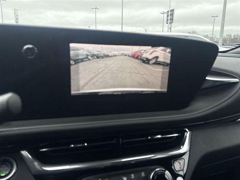 Used 2024 Buick Envista Sport Touring w/ Convenience I Package image 14