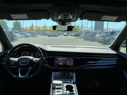 Used 2025 Audi Q7 3.0T Premium Plus AWD/4WD image 30