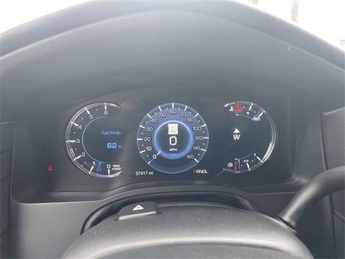Used 2020 Cadillac Escalade Luxury image 11
