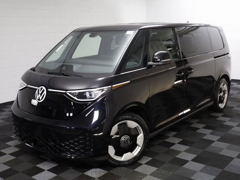 New 2025 Volkswagen ID. Buzz Pro S image 2