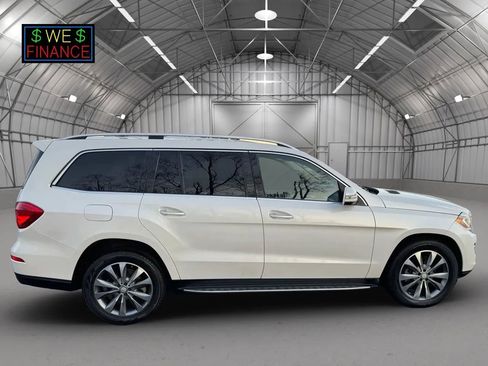 Used 2015 Mercedes-Benz GL 450 4MATIC w/ Appearance Package image 6
