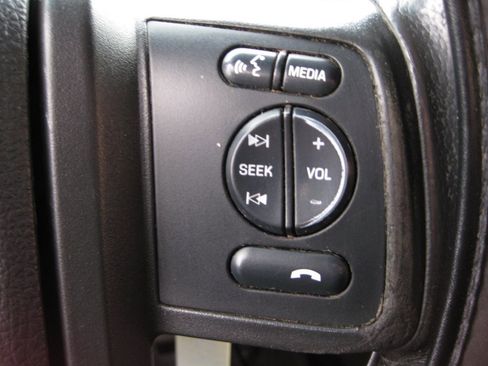 Used 2015 Ford F250 Lariat w/ Chrome Package image 22