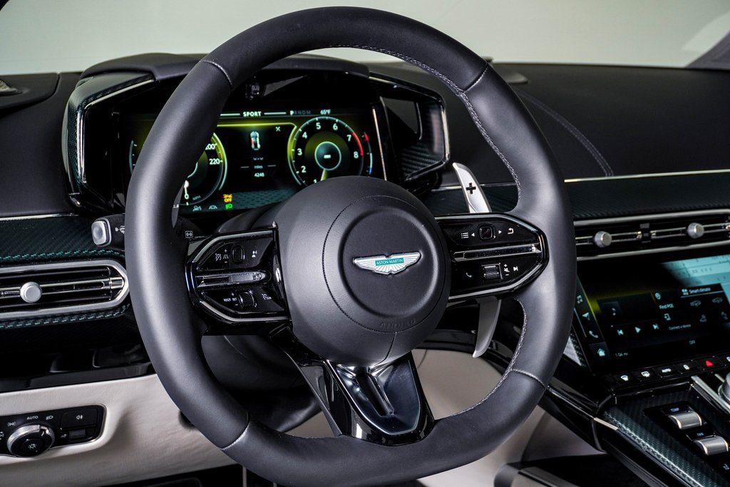 Used 2026 Aston Martin V8 Vantage Roadster RWD image 25