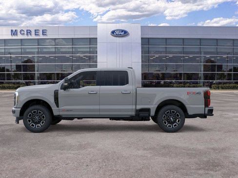 New 2026 Ford F250 Platinum AWD/4WD image 3