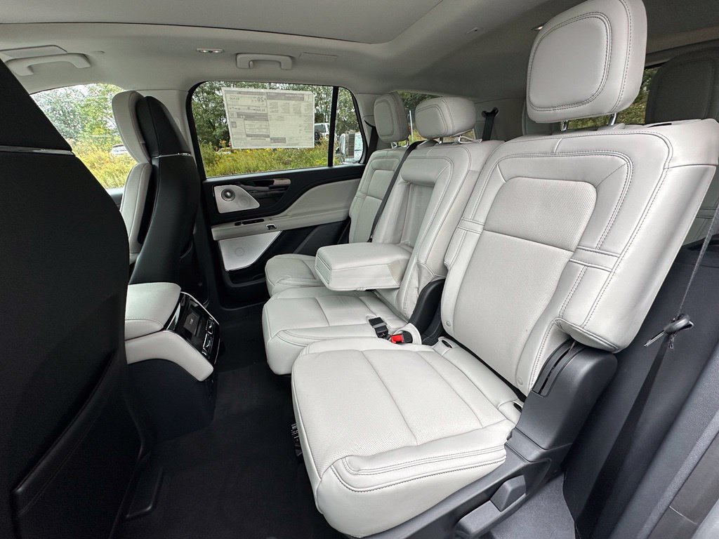 New 2027 Lincoln Aviator Reserve AWD/4WD image 20