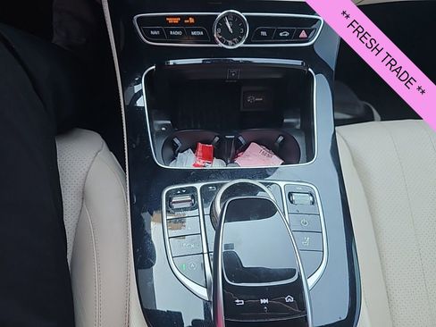 Used 2017 Mercedes-Benz E 400 4MATIC Wagon image 11