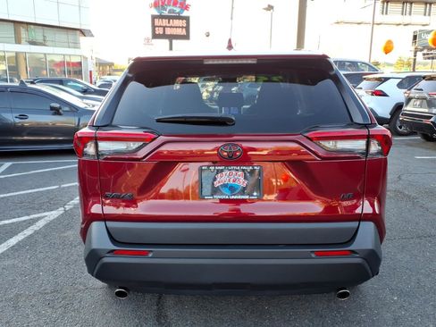Certified 2023 Toyota RAV4 LE FWD image 5