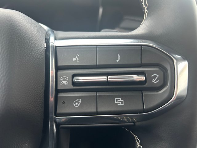 Used 2026 GMC Acadia Denali w/ Super Cruise Package AWD/4WD image 24