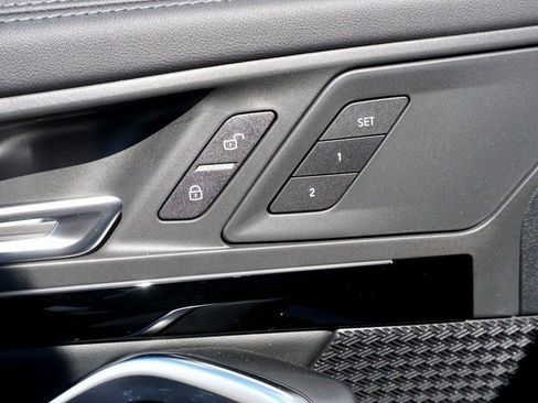 Used 2026 BMW X1 xDrive28i w/ Technology Package image 9