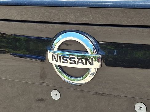 Used 2022 Nissan Rogue Sport SV FWD image 32