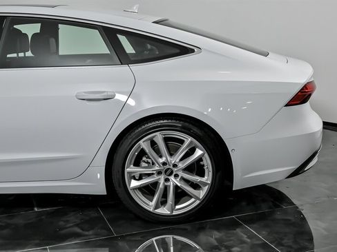 Used 2022 Audi A7 3.0T Premium w/ Convenience Package image 8