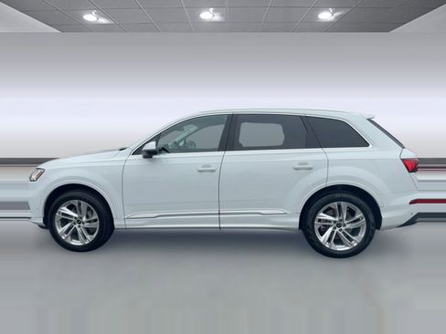 Used 2024 Audi Q7 3.0T Premium Plus image 2