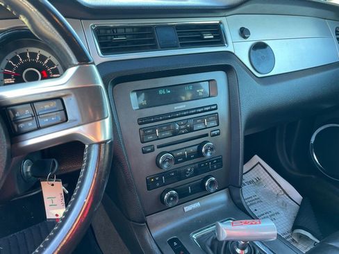 Used 2013 Ford Mustang GT Premium w/ Brembo Brake Pkg image 15