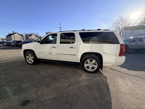 Used 2009 Chevrolet Suburban LTZ image 44