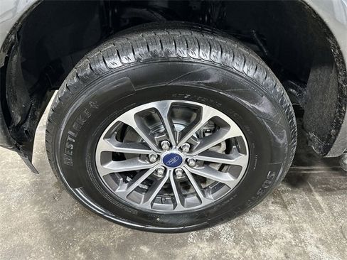 Used 2020 Ford F150 XLT w/ Equipment Group 302A Luxury image 22