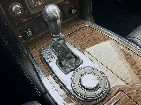 Used 2020 Nissan Armada Platinum w/ 22" Wheel Package image 17